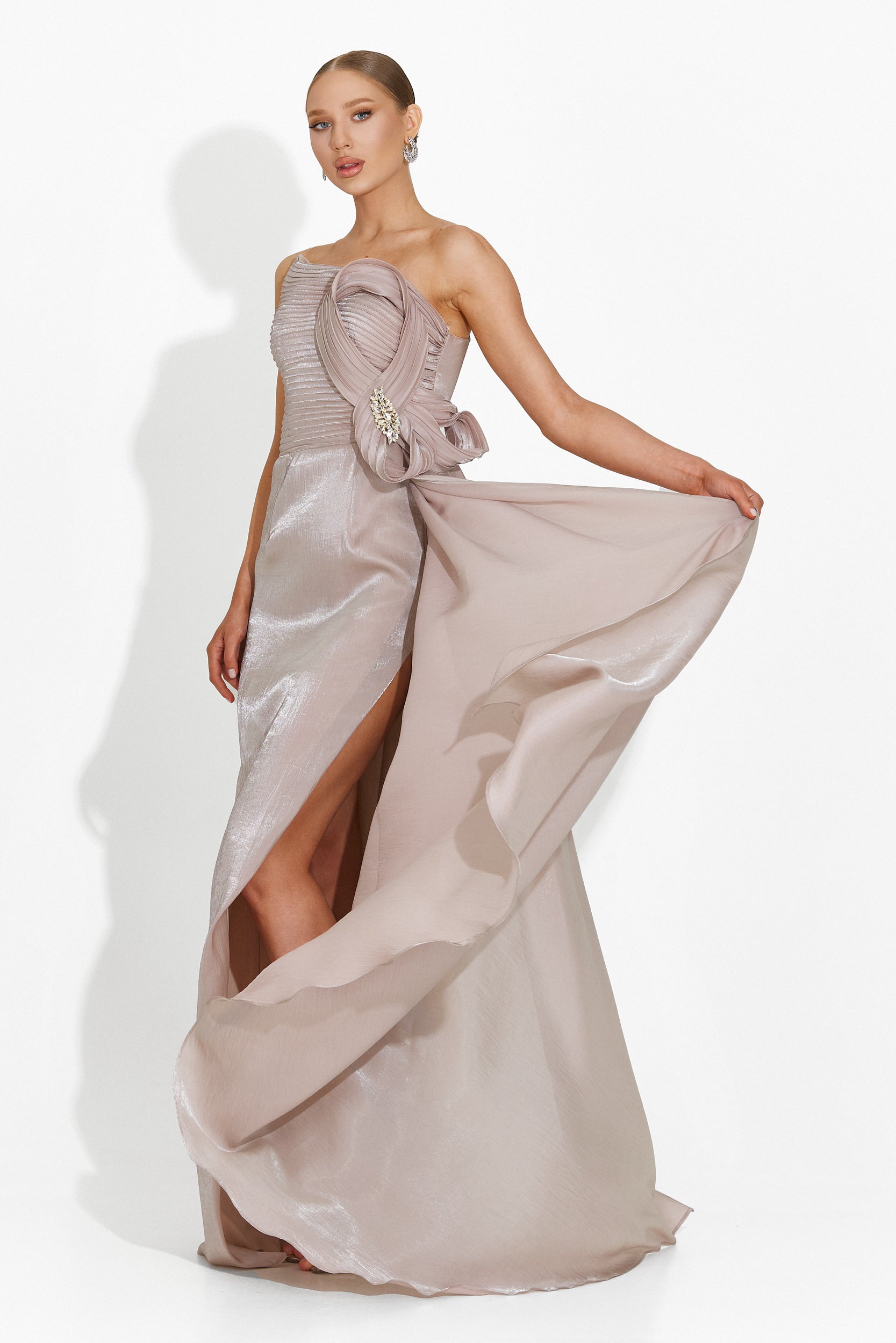 Rochie dama lunga bej Verlie Bogas