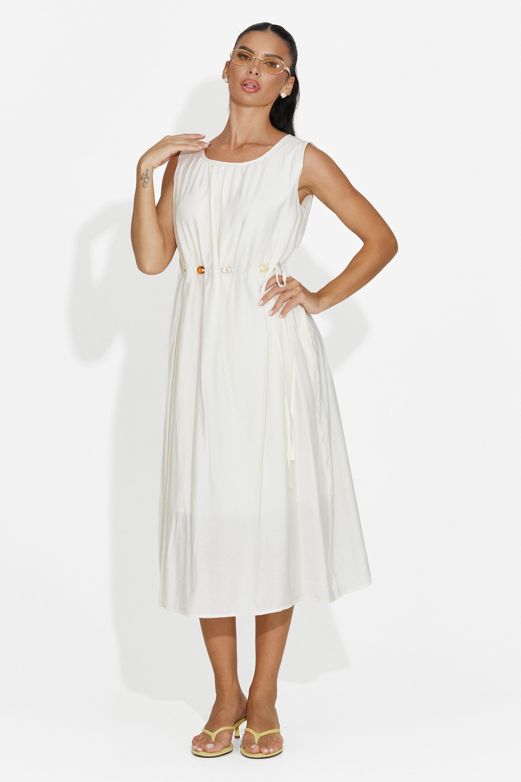 Rochie dama scurta bej Semonia Bogas