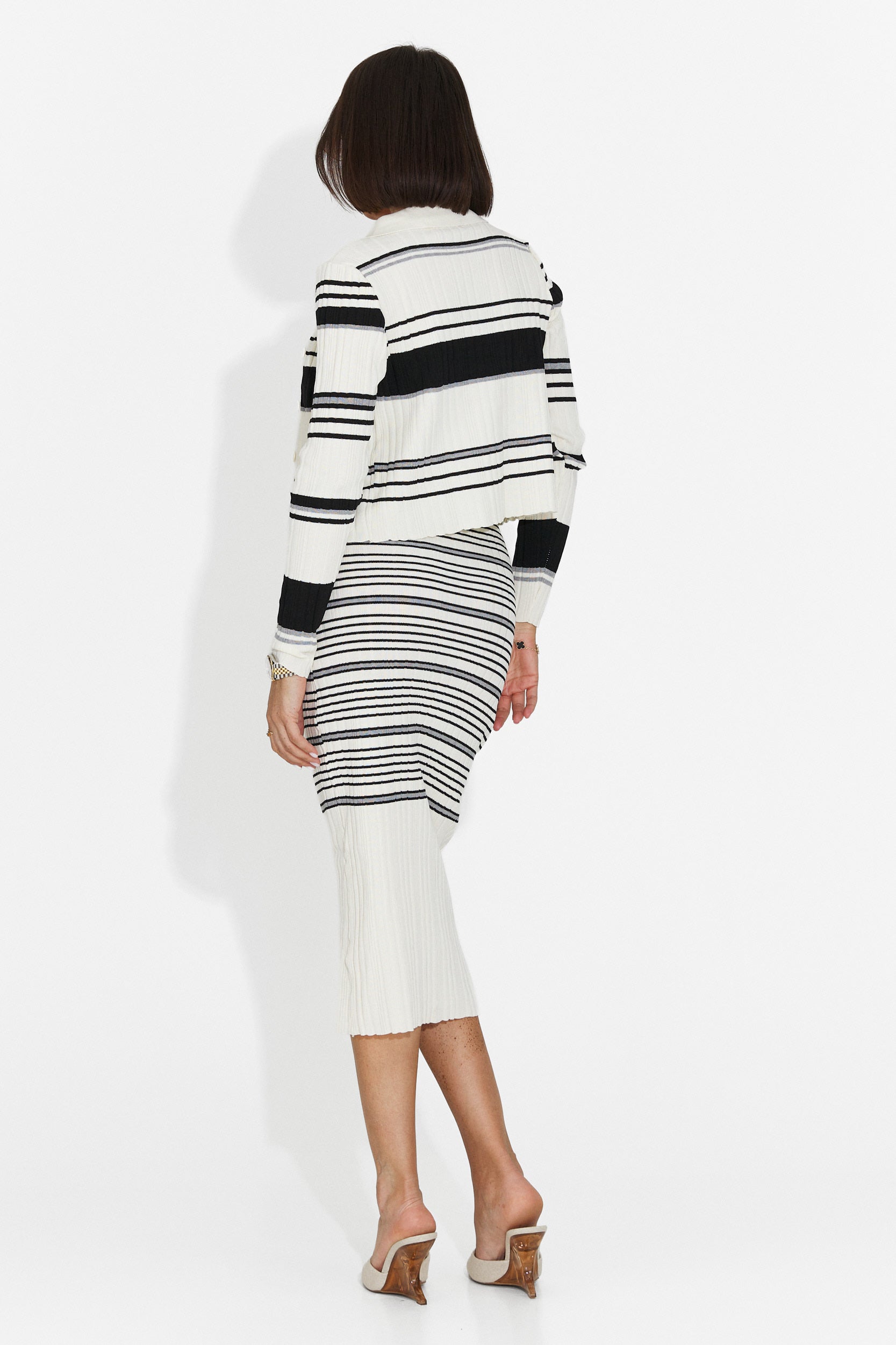 Rochie dama scurta crem Anira Bogas