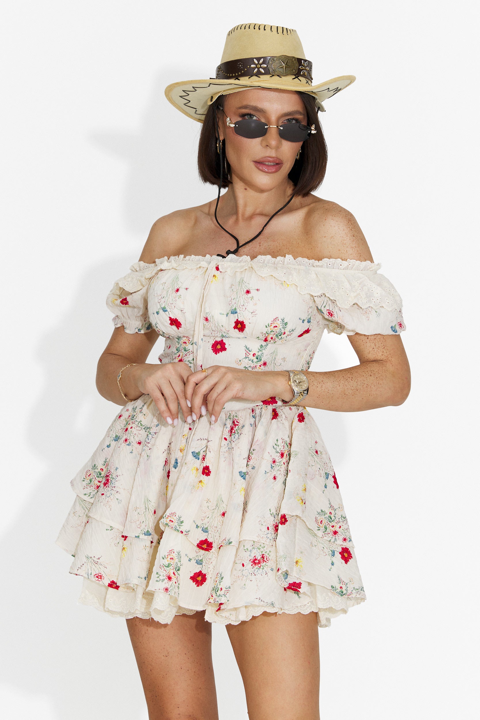 Rochie dama scurta crem Naresa Bogas