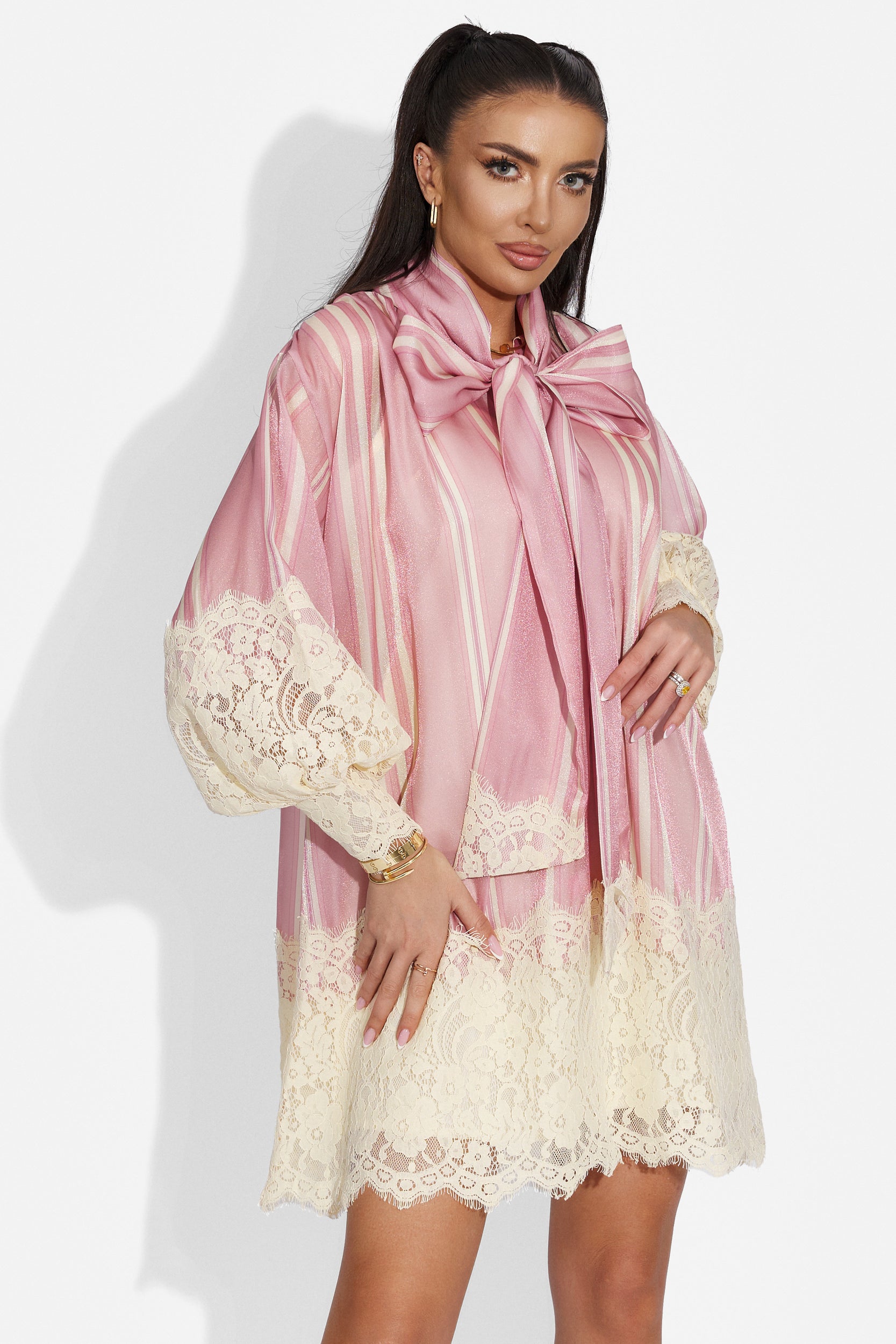 Elegant pink short dress Christela Bogas