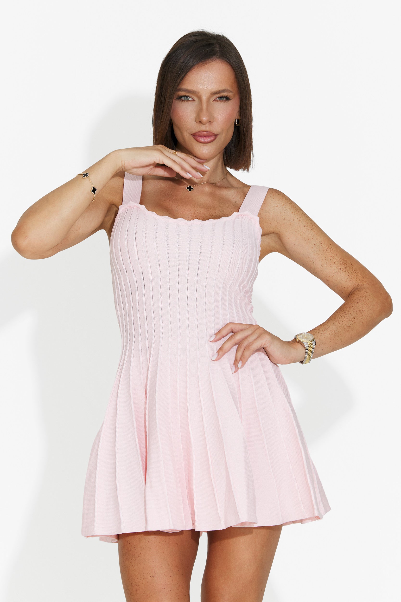 Rochie dama scurta roz Sirinia Bogas