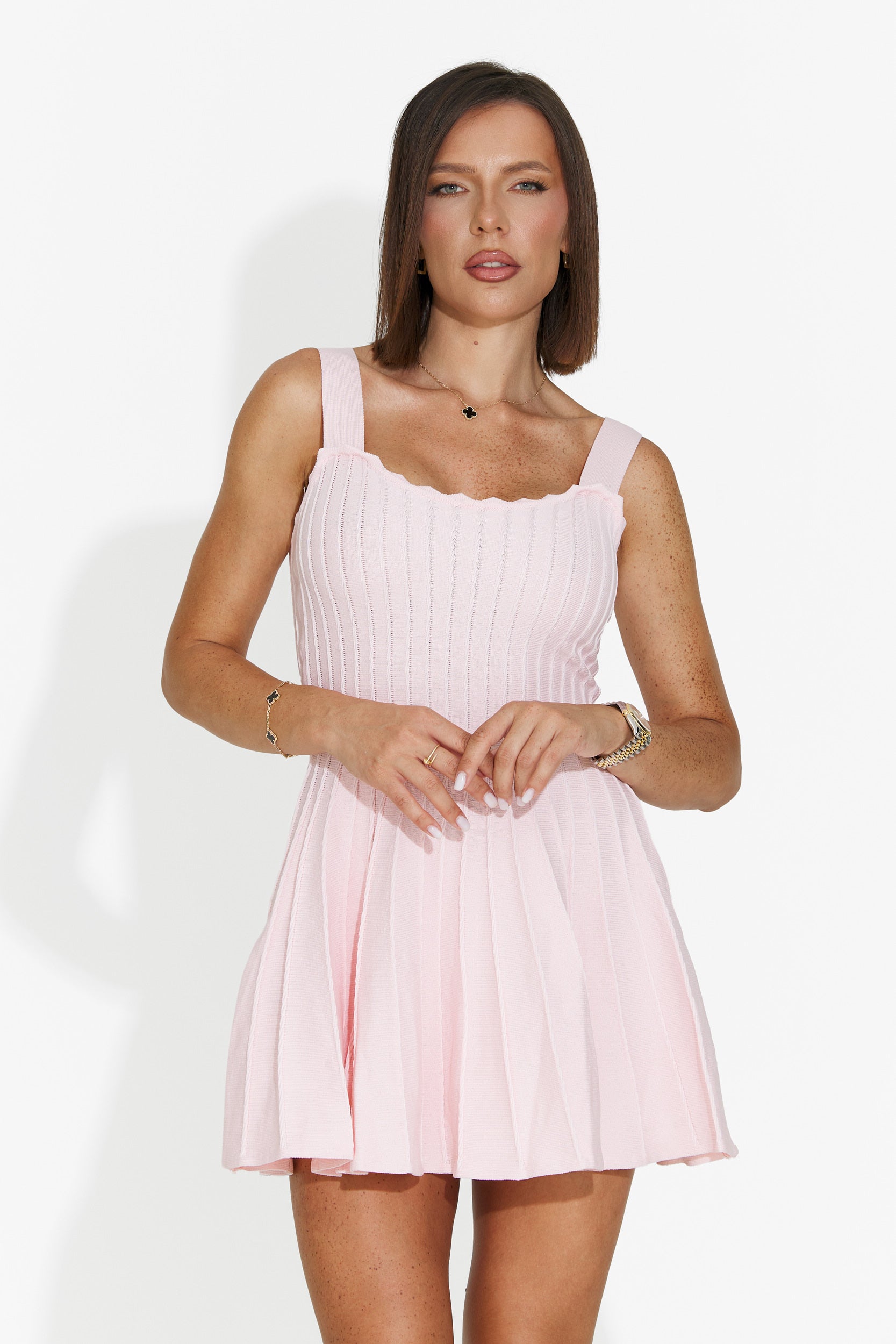Rochie dama scurta roz Sirinia Bogas