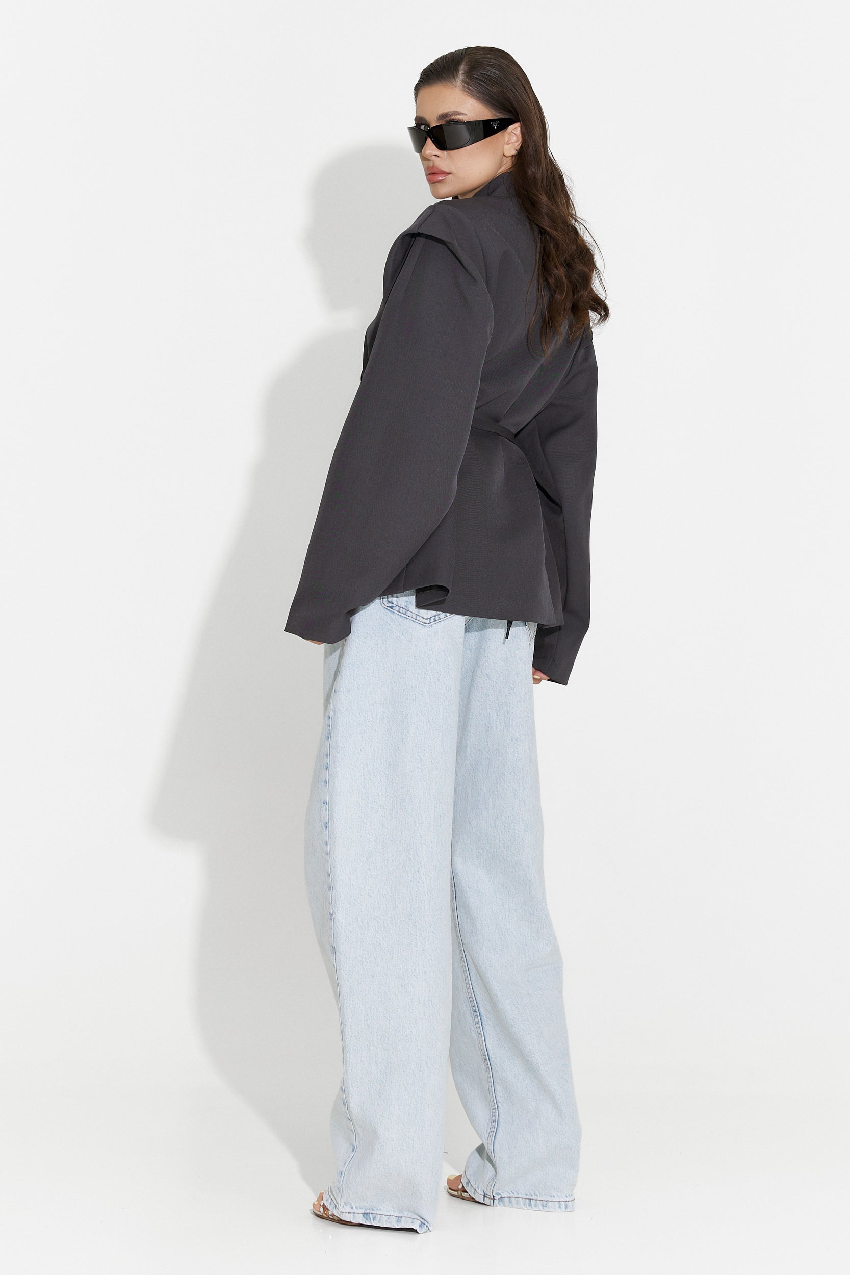 Elegant women's gray blazer Ariah Bogas