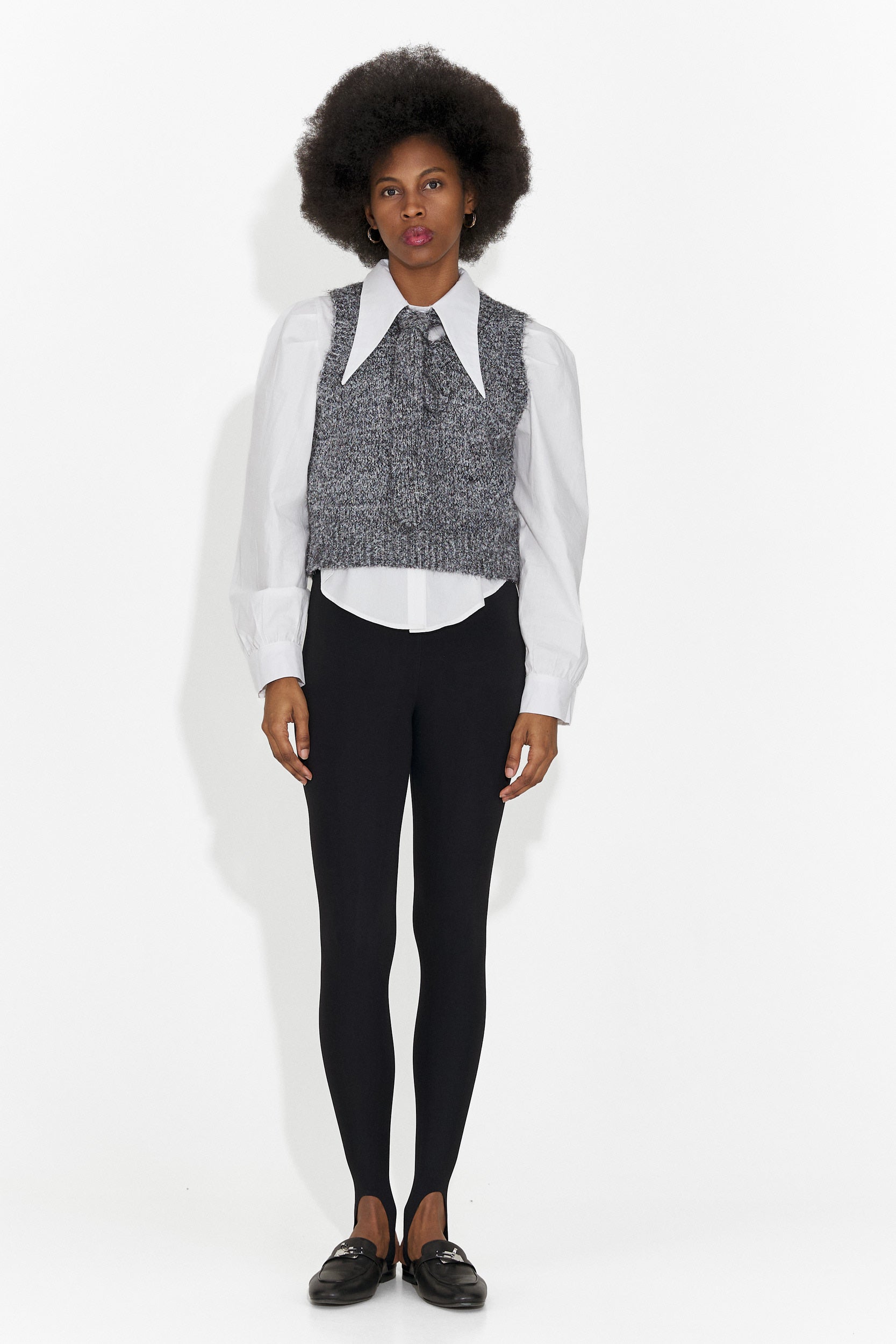 Set 3 piese camasa + vesta + cravata gri Izaura Bogas