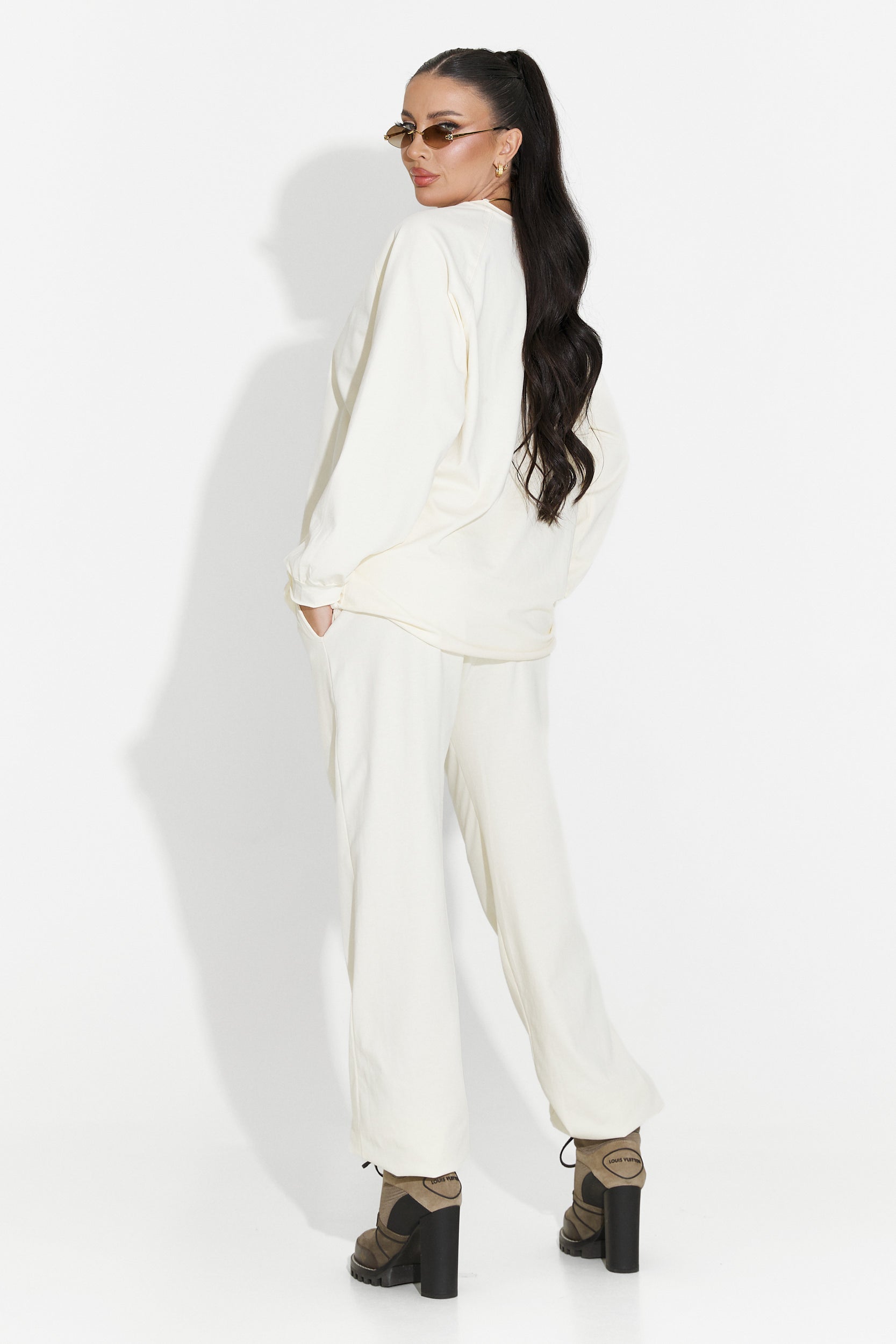 Women's casual beige tracksuit Clavira Bogas
