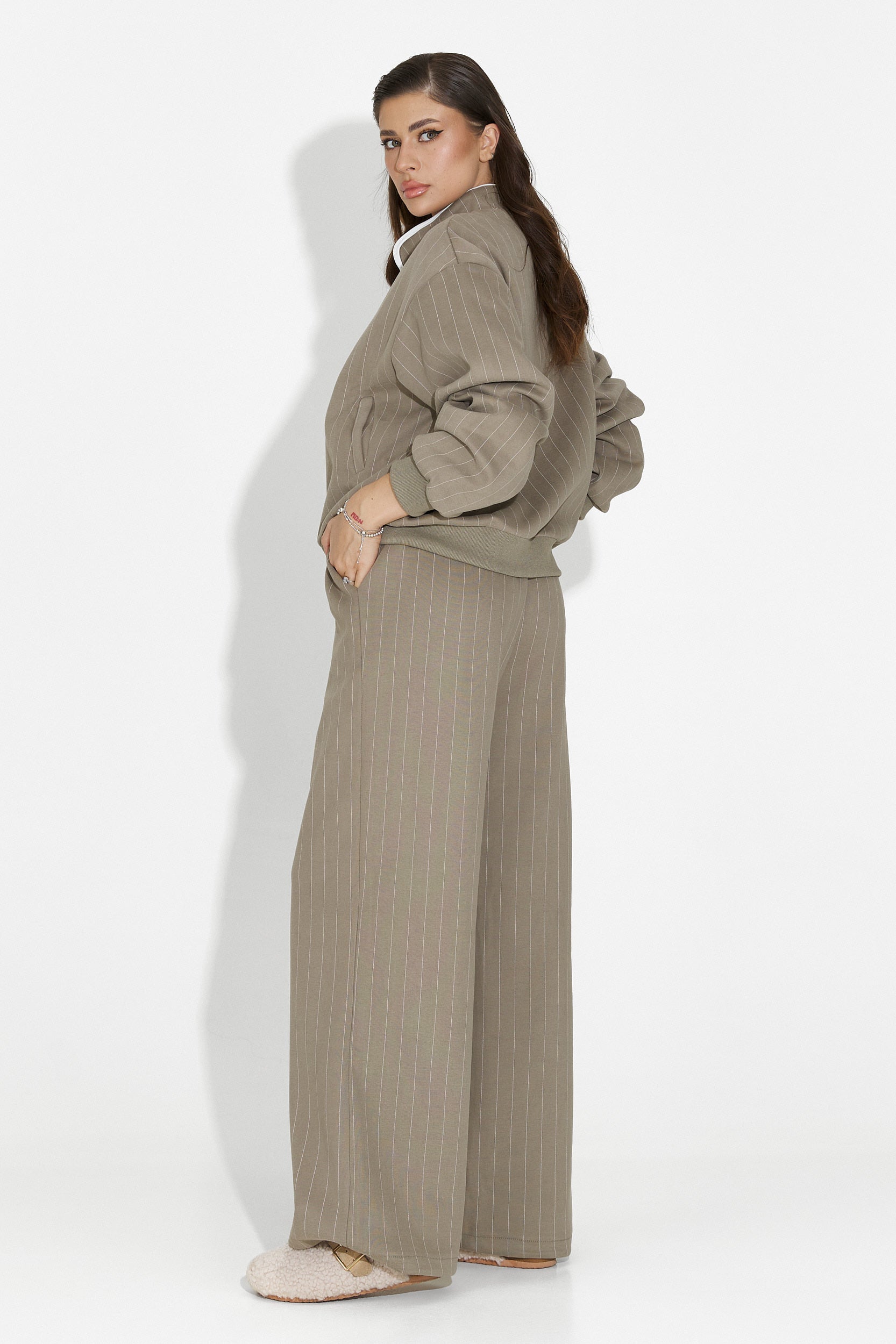 Saviera Bogas Casual Grey Women's Training