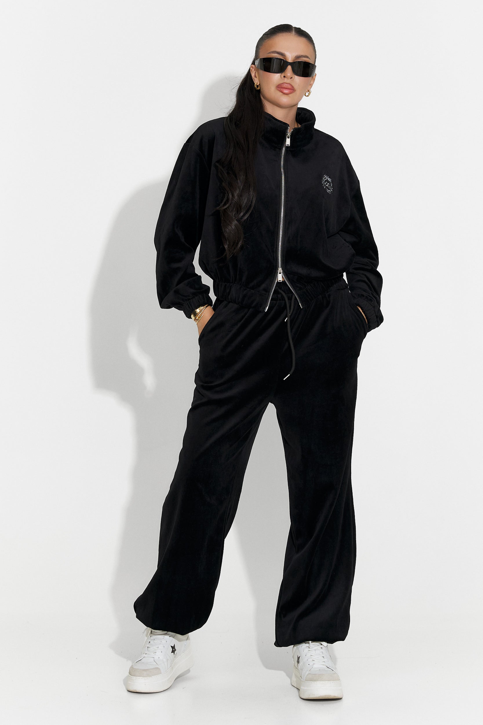 Women's casual black tracksuit Eidena Bogas