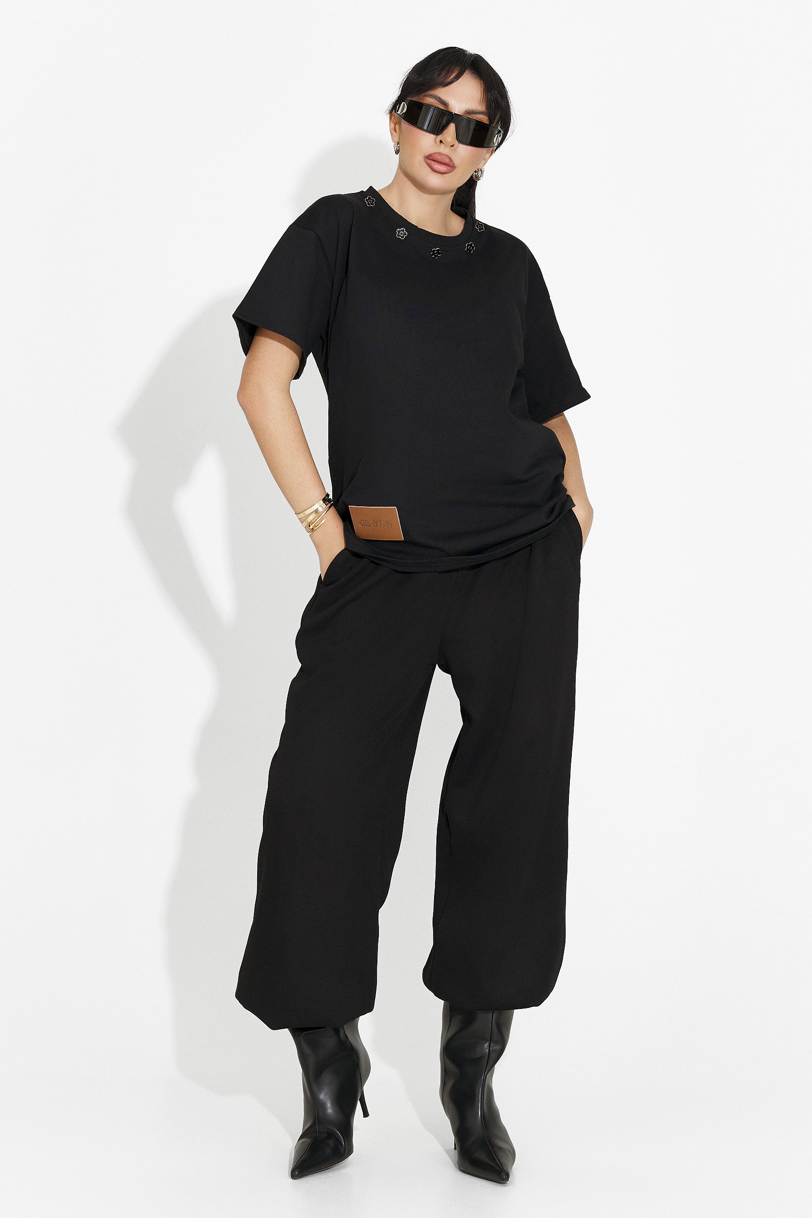 Women's casual black t-shirt Arilea Bogas