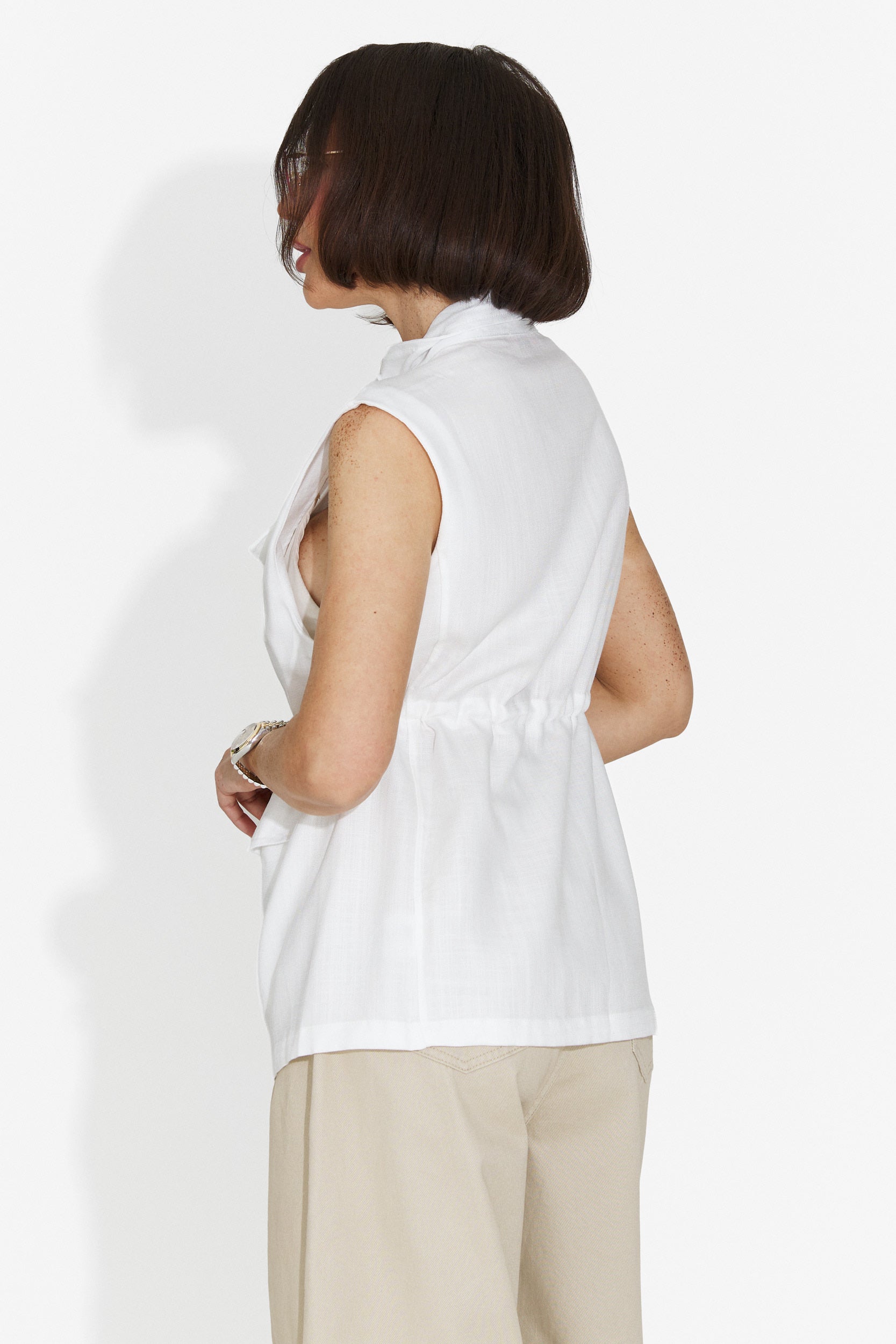 Vesta dama casual alba Petynia Bogas