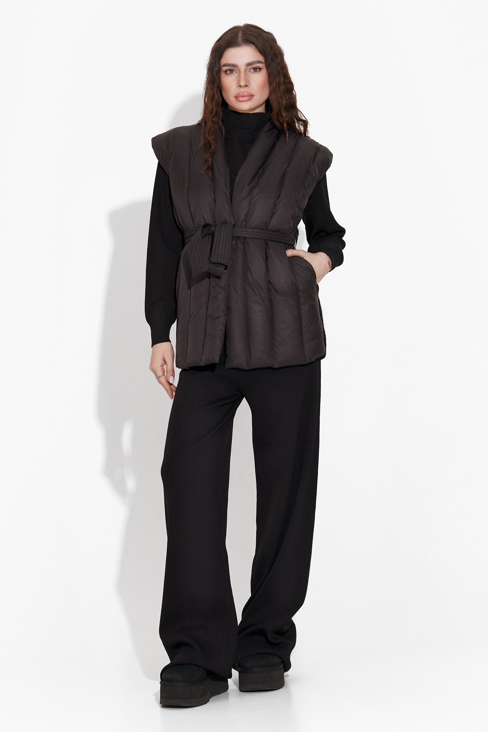 Vesta casual black lady Gisela Bogas